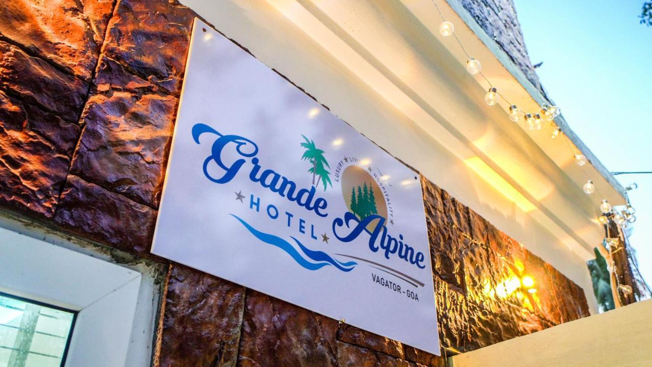Grande Alpine Hotel Вагатор Экстерьер фото